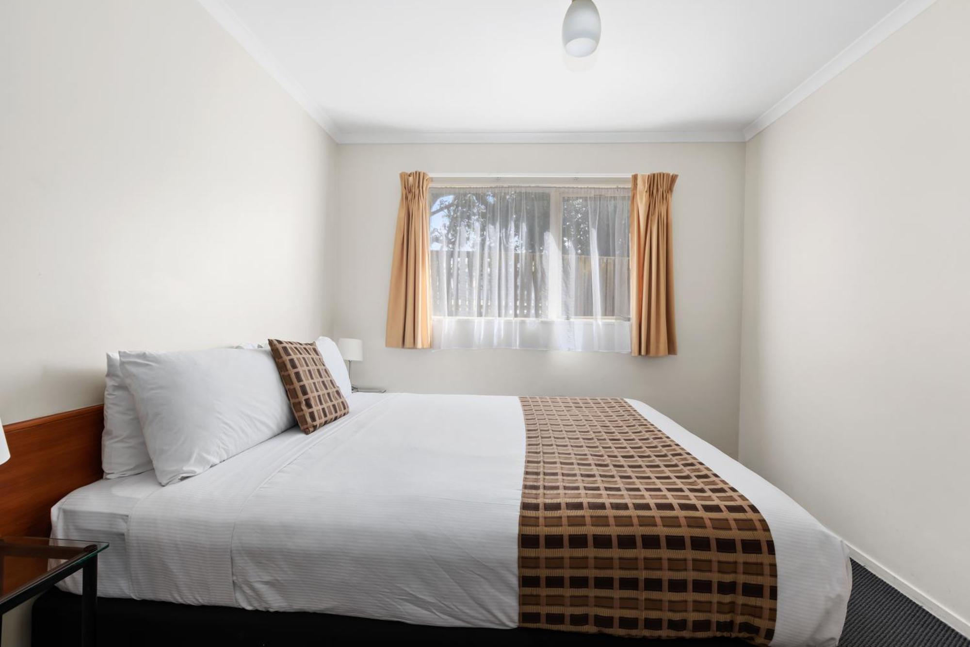 Best Western Bks Pioneer Motor Lodge Auckland Room photo