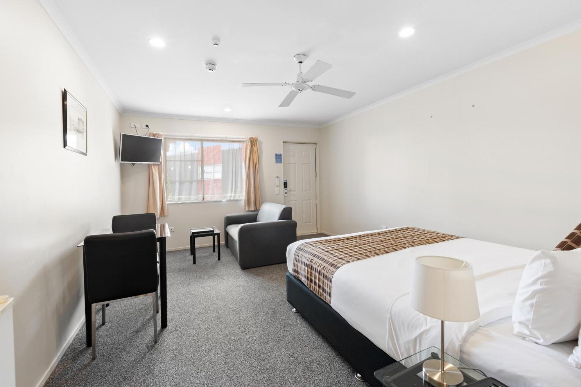 Best Western Bks Pioneer Motor Lodge Auckland Room photo